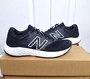 New Balance 520v7 Black White Running Shoes size 9 Women's